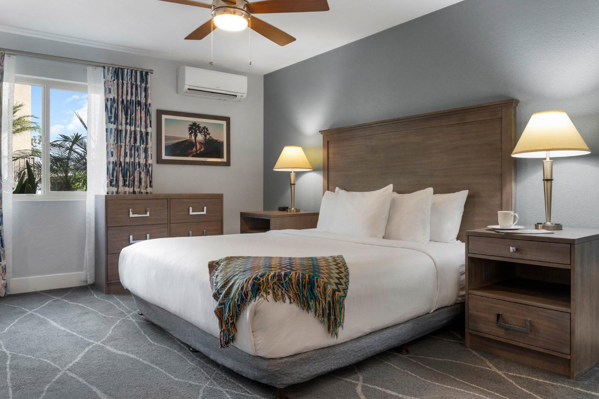 Club Wyndham Dolphin'S Cove Hotel Anaheim Ngoại thất bức ảnh